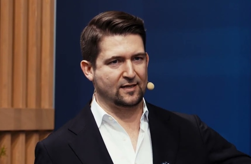 242: AI explains Source Code